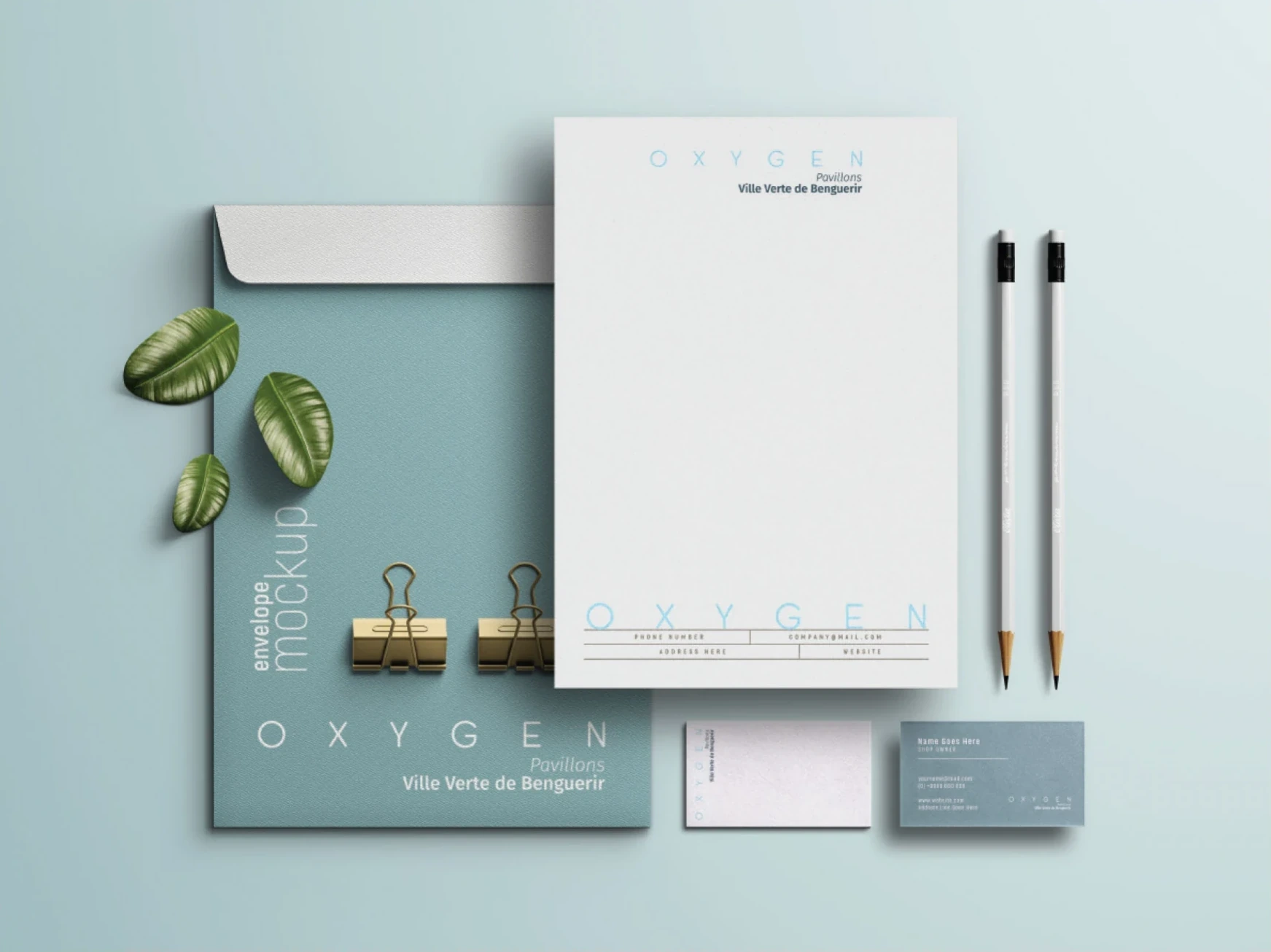 Oxygen stationery set in pale blue.